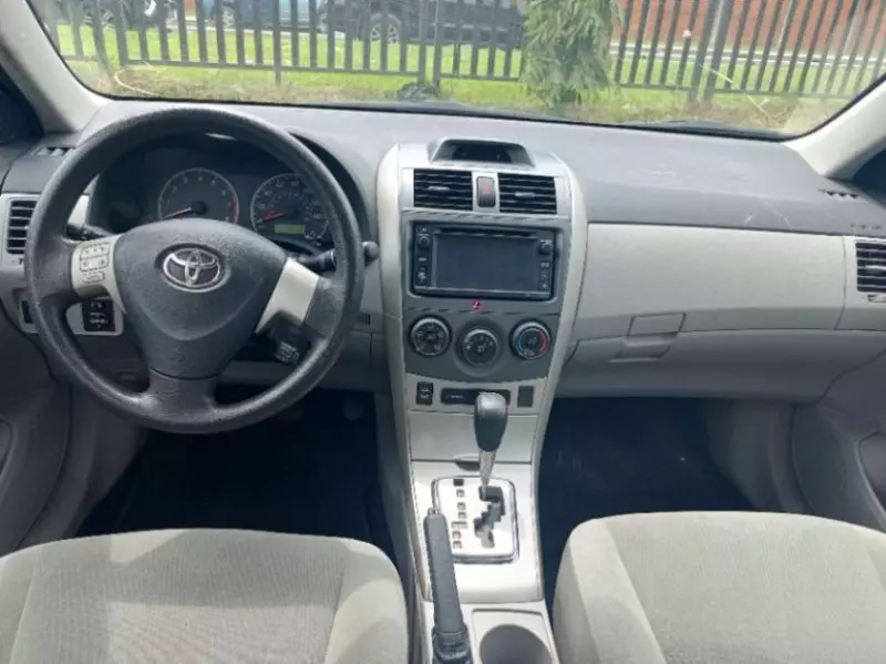 Toyota Corolla   - 2013