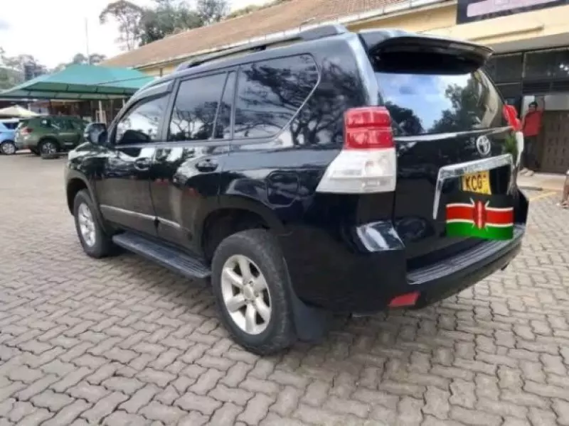 Toyota Landcruiser   - 2010