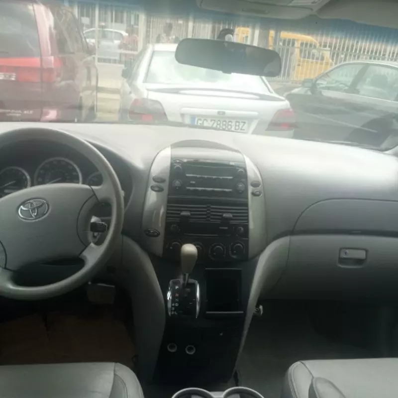 Toyota Sienna   - 2008