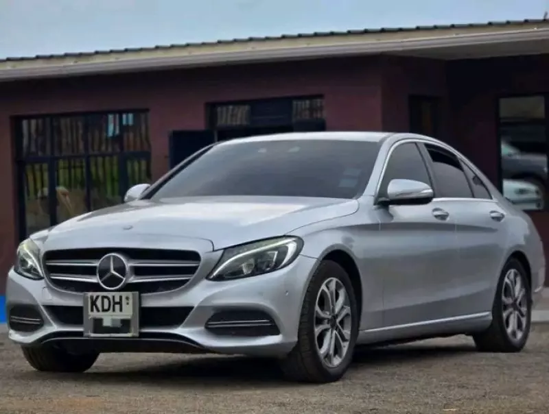 Mercedes-Benz C 200   - 2014