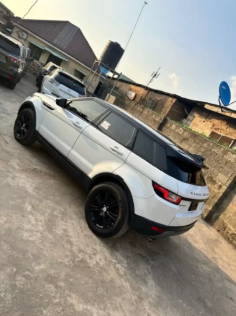 RANGE ROVER Vogue   - 2017