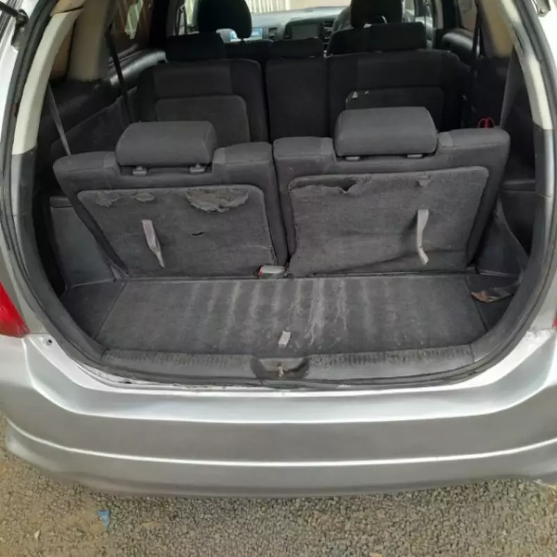 Toyota Wish   - 2005