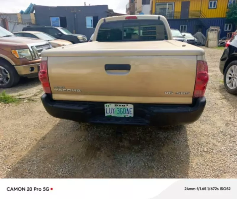 Toyota Tacoma   - 2007