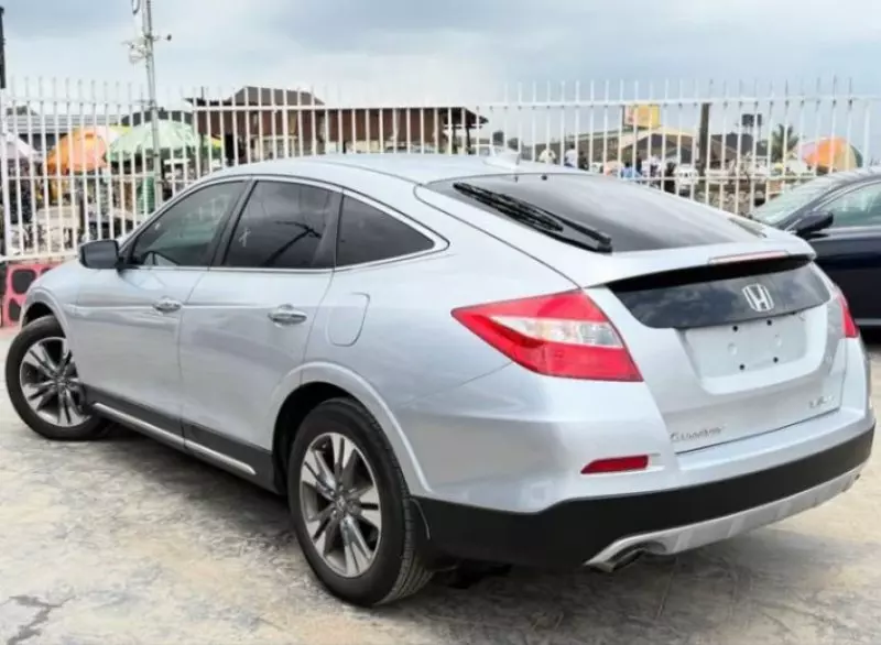 Honda Crosstour   - 2014