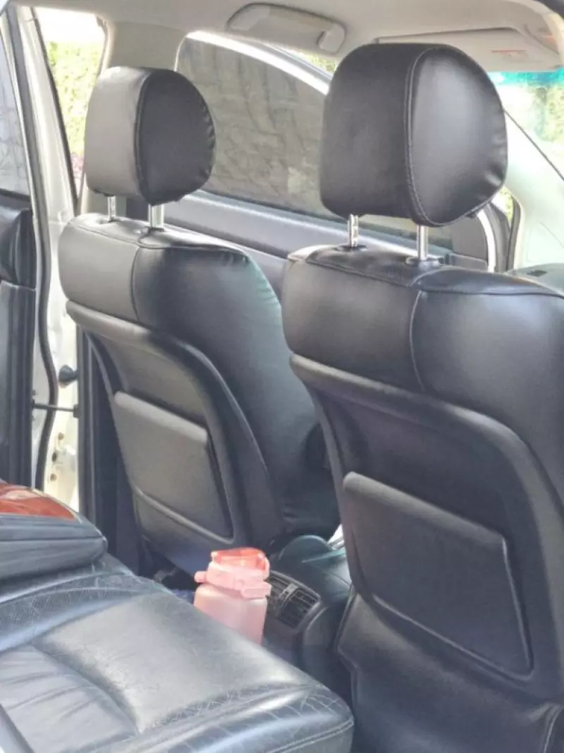 Toyota Harrier   - 2010