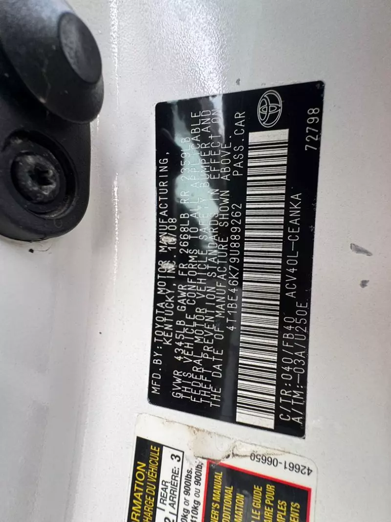 Toyota Camry   - 2009