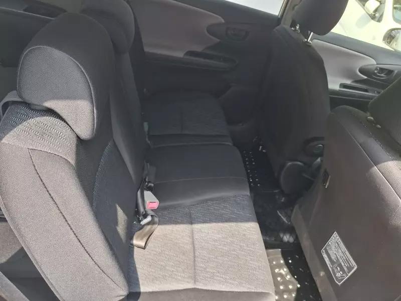 Toyota Wish   - 2012