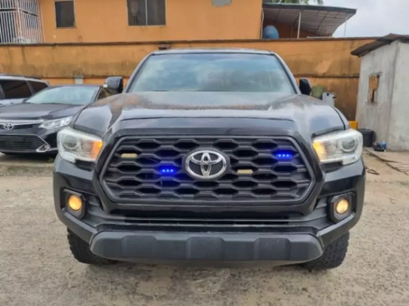Toyota Tacoma