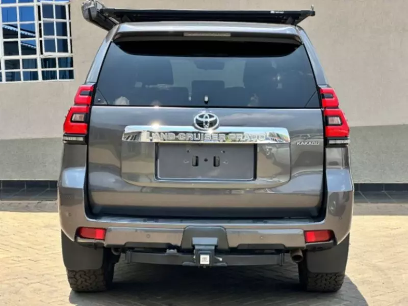 Toyota Landcruiser Prado   - 2018