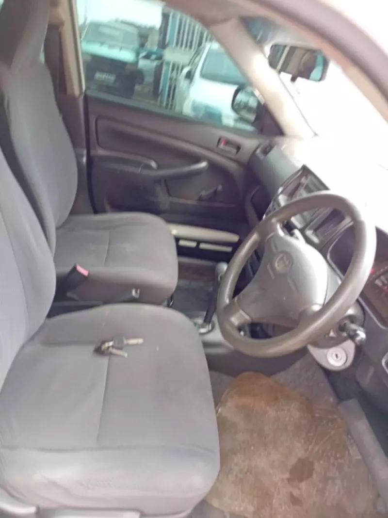 Toyota Probox    - 2008