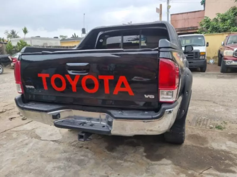 Toyota Tacoma