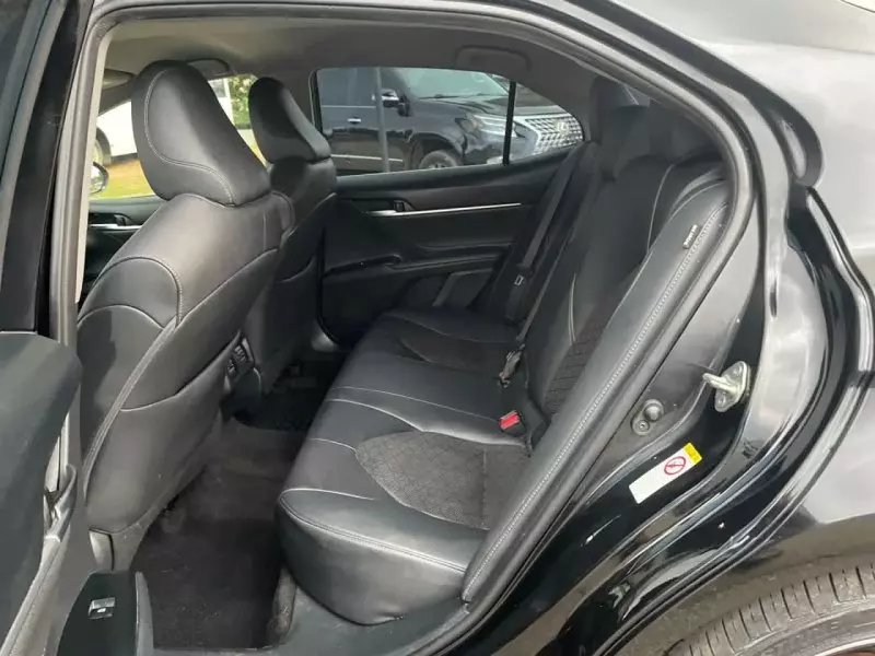 Toyota Camry   - 2018