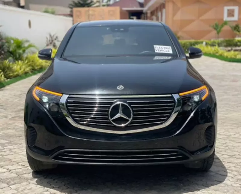 Mercedes-Benz EQC400