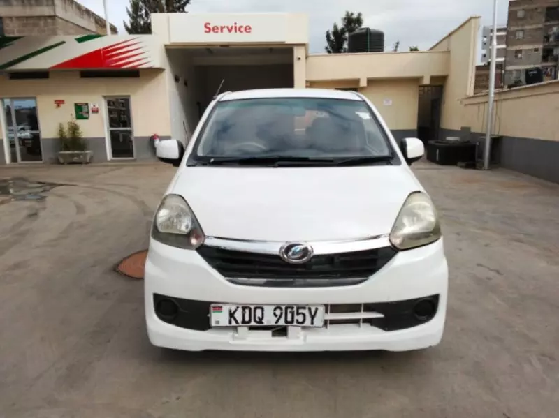 Daihatsu Mira    - 2017