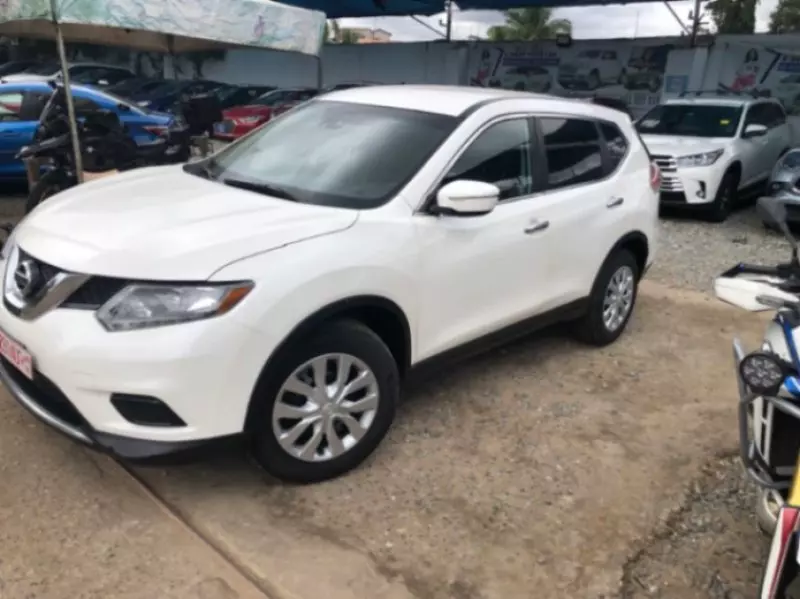 Nissan Rogue   - 2015