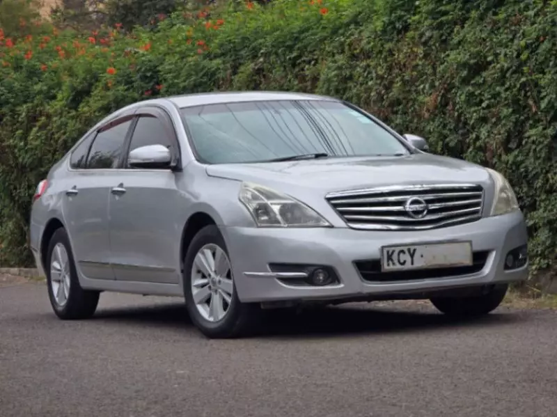 Nissan Teana   - 2013