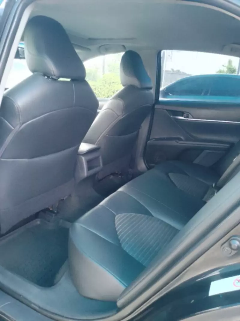 Toyota Camry   - 2018