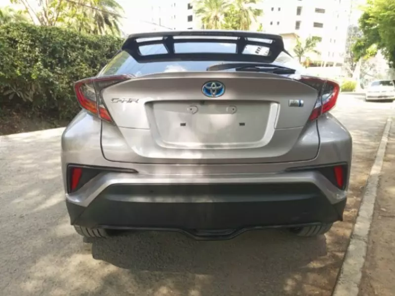Toyota CH-R   - 2017
