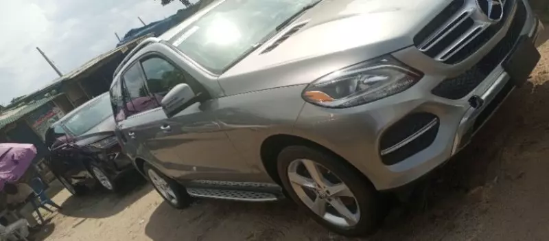 Mercedes-Benz GLE 350   - 2016