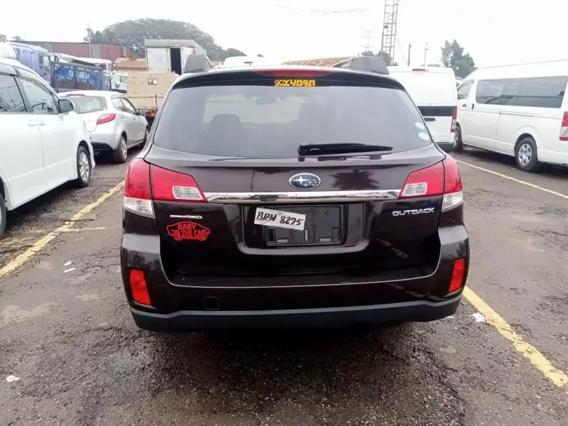 Subaru Outback   - 2014