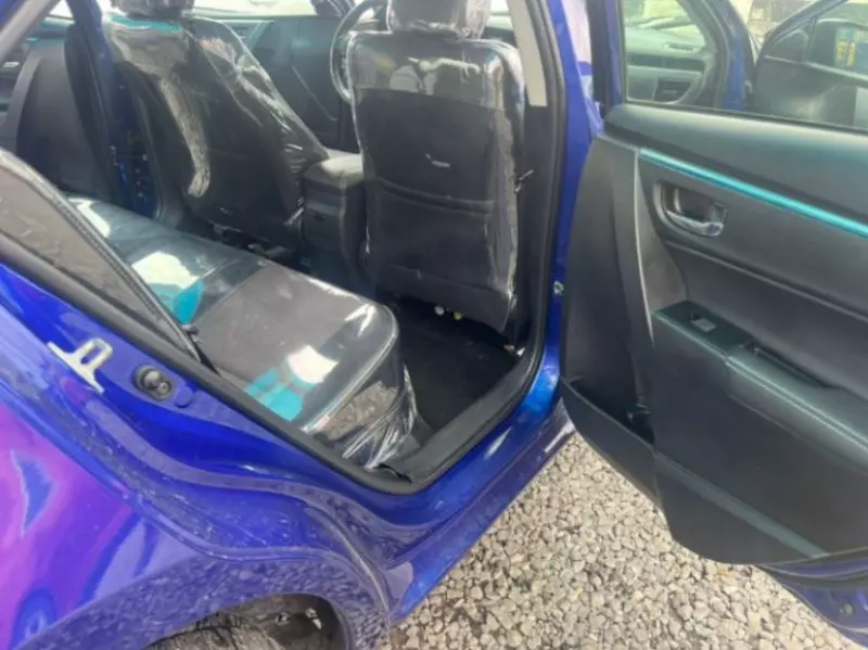 Toyota Corolla   - 2013