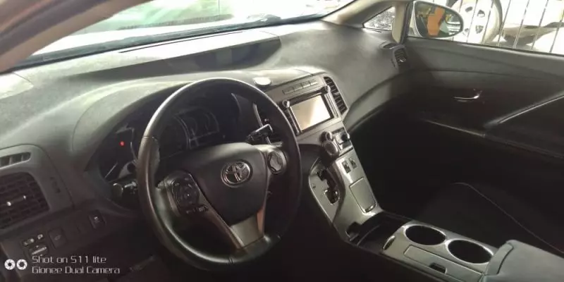Toyota Venza   - 2014