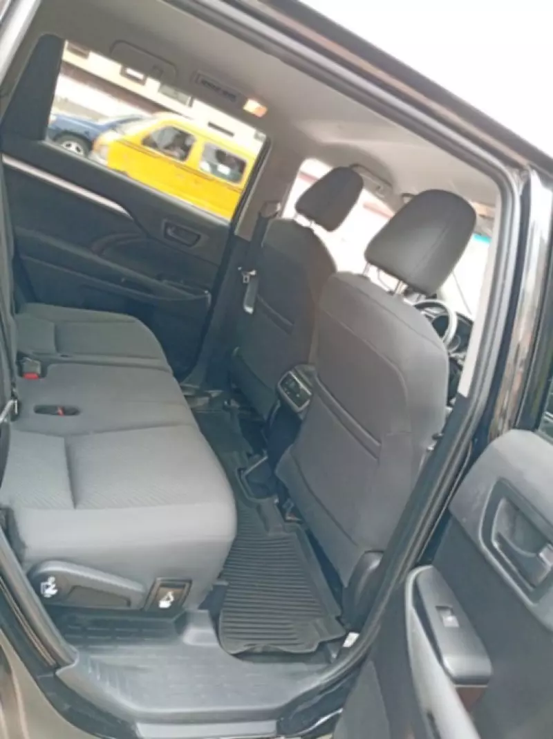 Toyota Highlander   - 2019