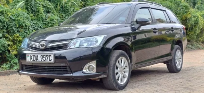 Toyota Fielder    - 2014