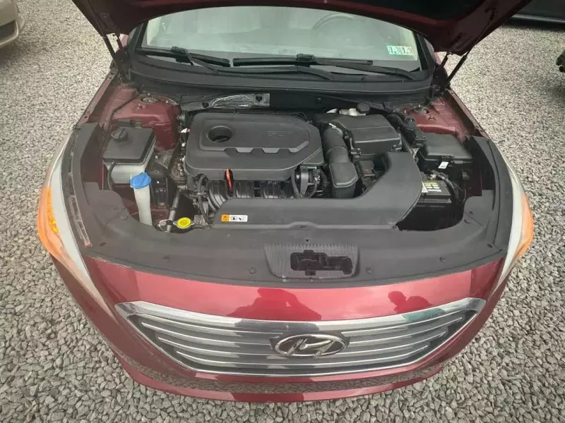 Hyundai Sonata   - 2014