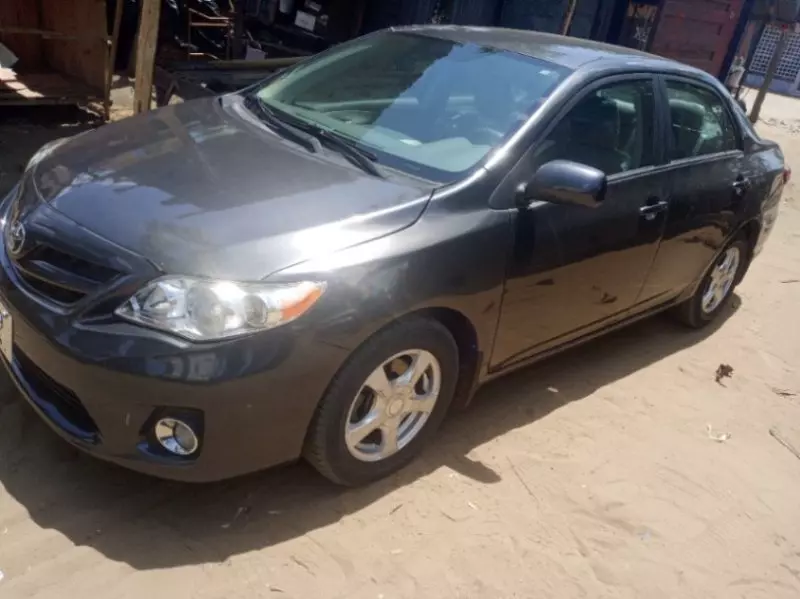 Toyota Corolla Sport   - 2012
