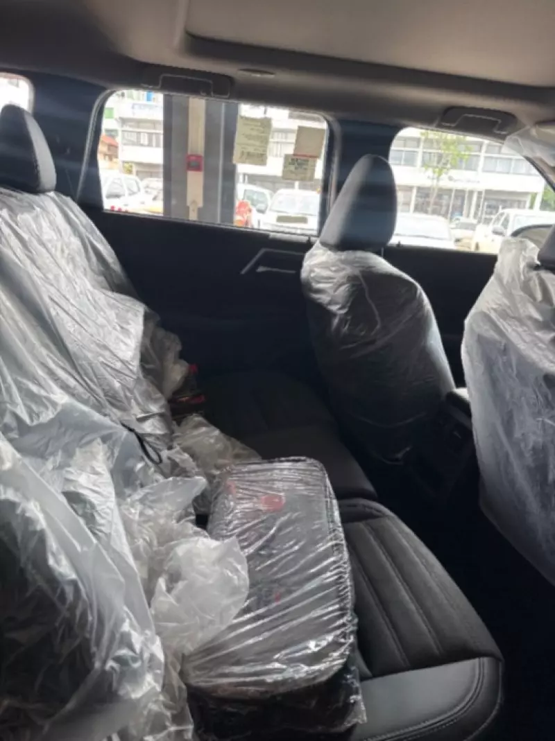 Mitsubishi OUTLANDER   - 2026