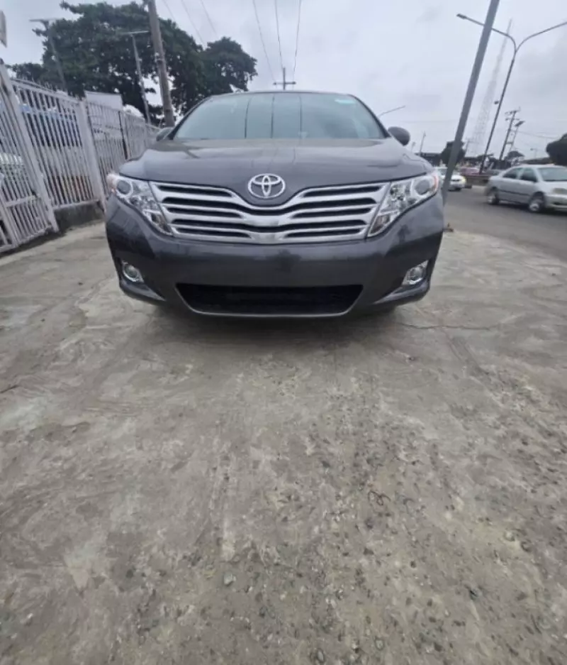 Toyota Venza - 2011