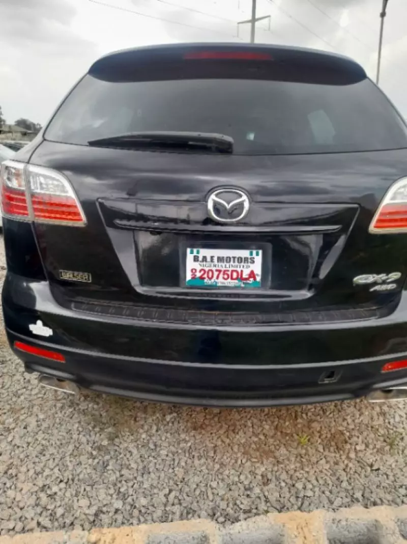 Mazda CX-9   - 2011