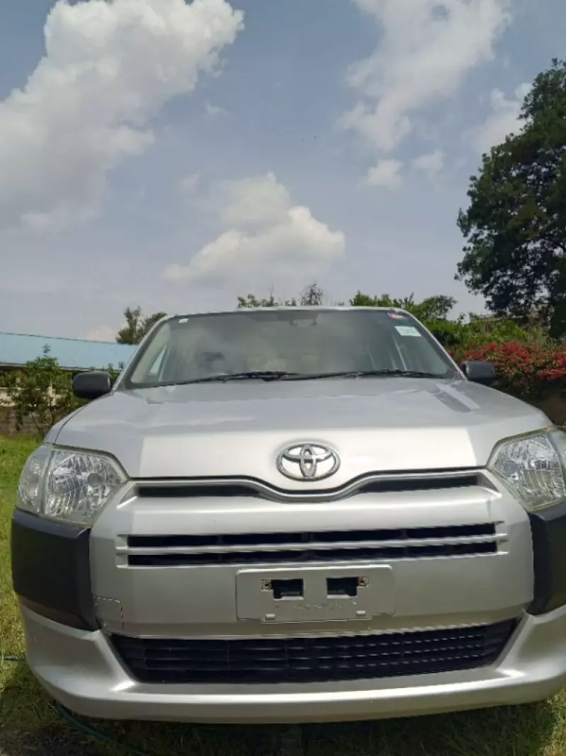 Toyota Probox    - 2018
