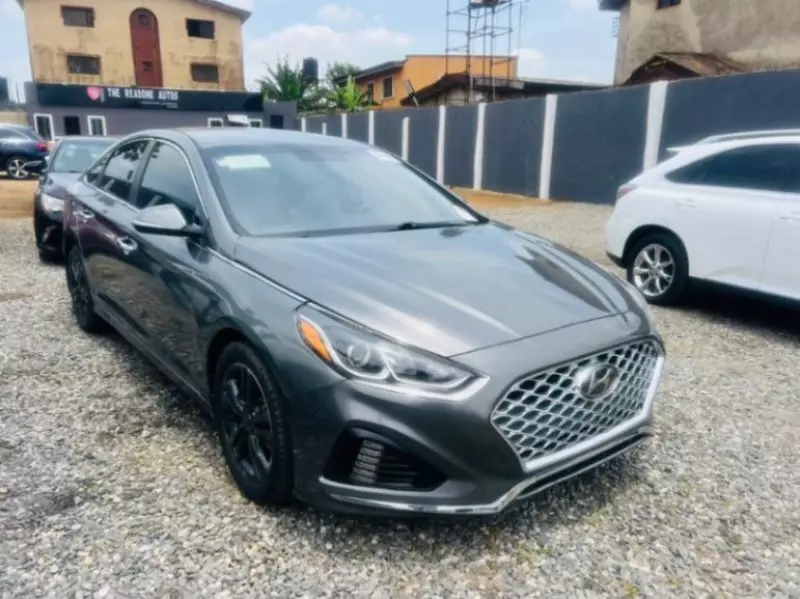 Hyundai Sonata   - 2019