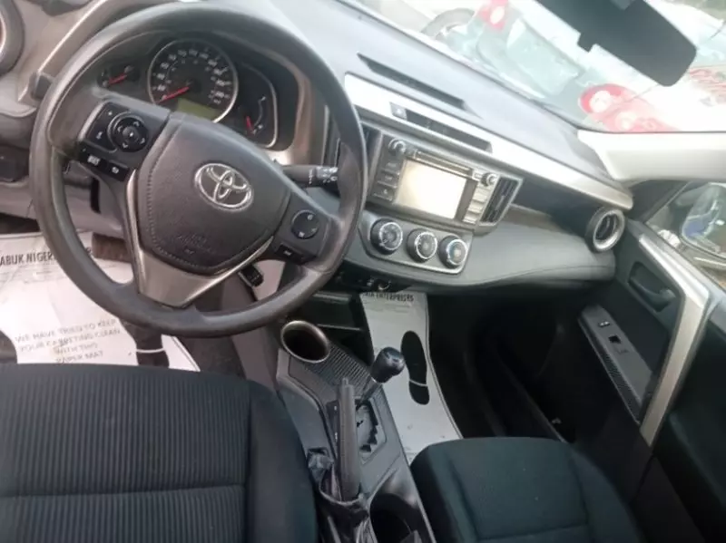 Toyota RAV4   - 2014