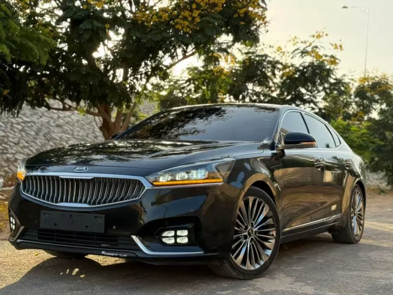 KIA K5   - 2017