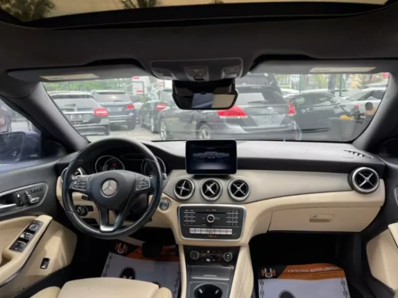 Mercedes-Benz CLA 250