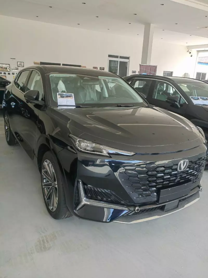 CHANGAN Uni-k   - 2024