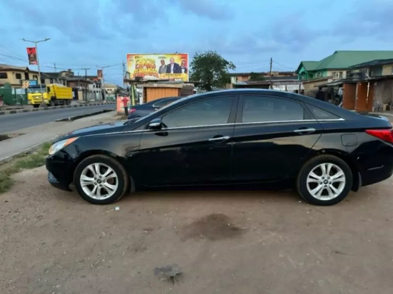 Hyundai Sonata - 2013