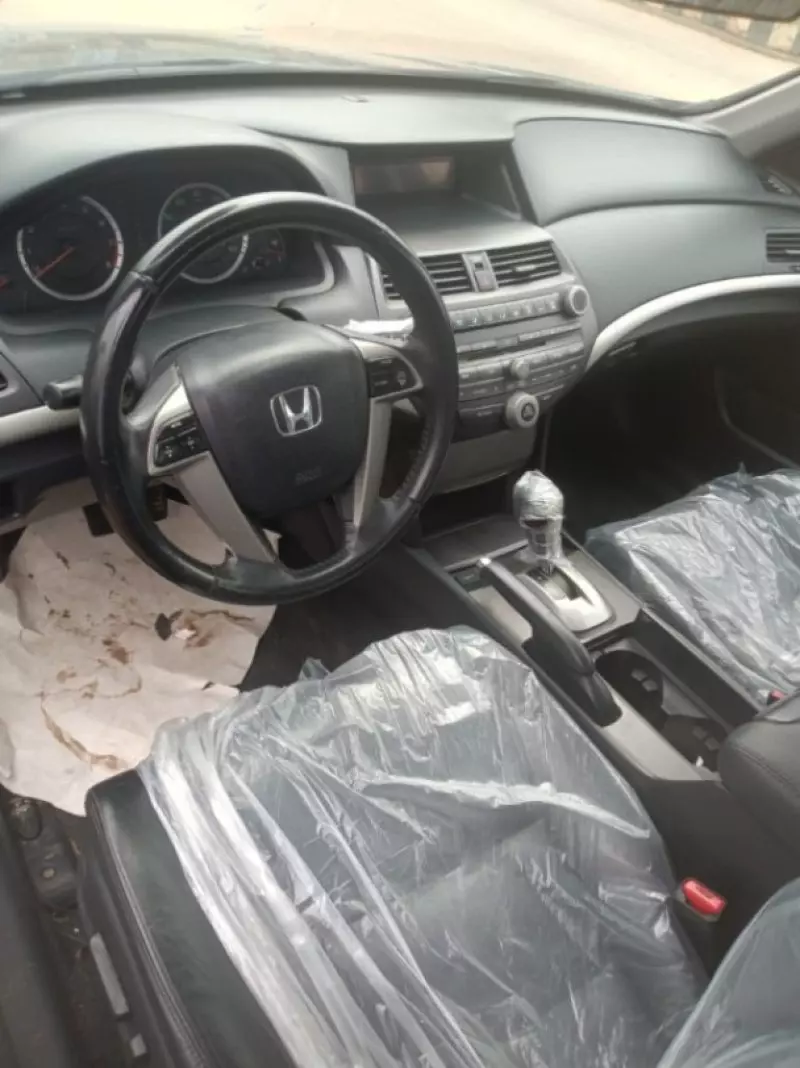 Honda Accord   - 2012