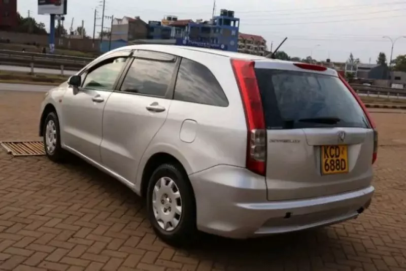 Honda Stream   - 2008