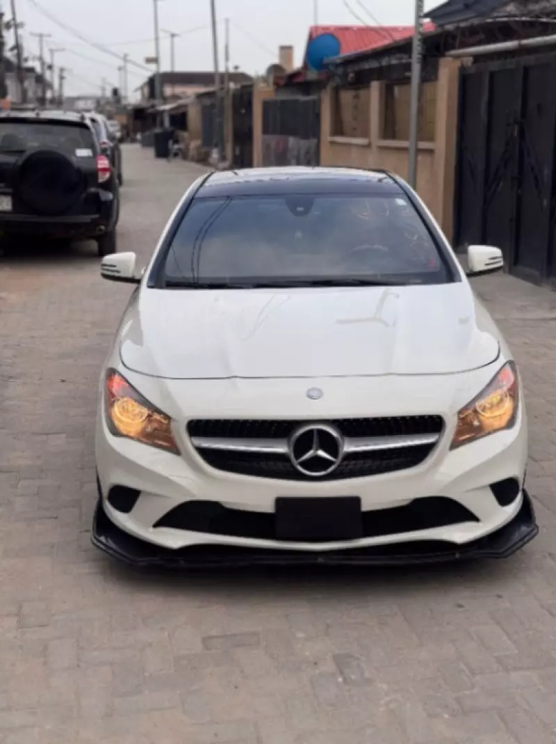 Mercedes-Benz CLA 250   - 2016