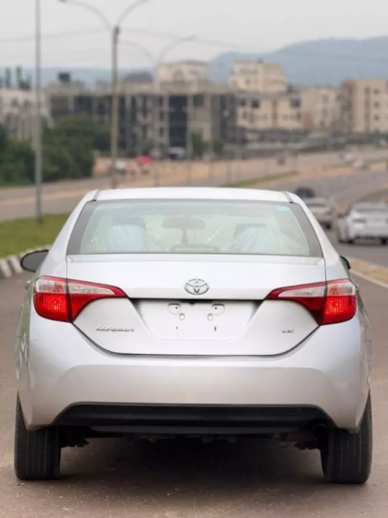 Toyota Corolla   - 2016
