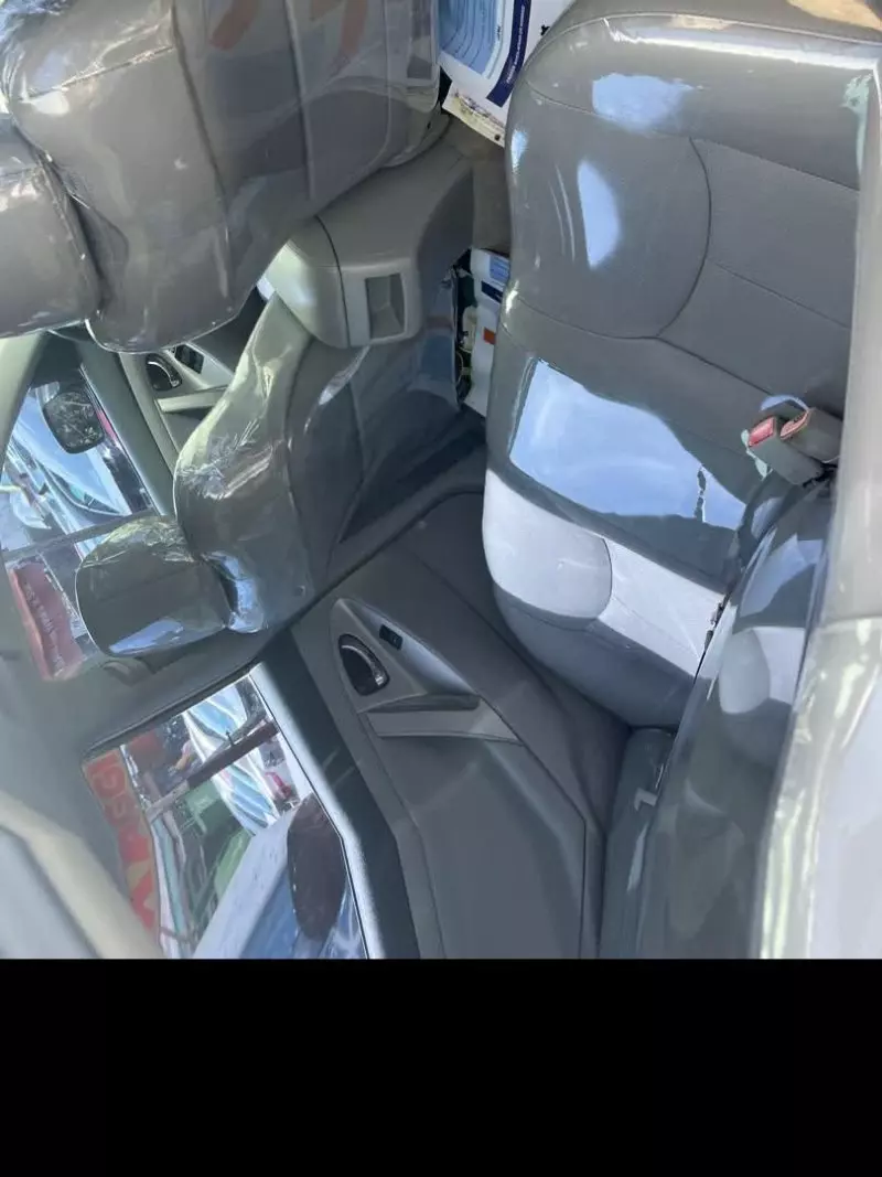 Toyota Camry   - 2010