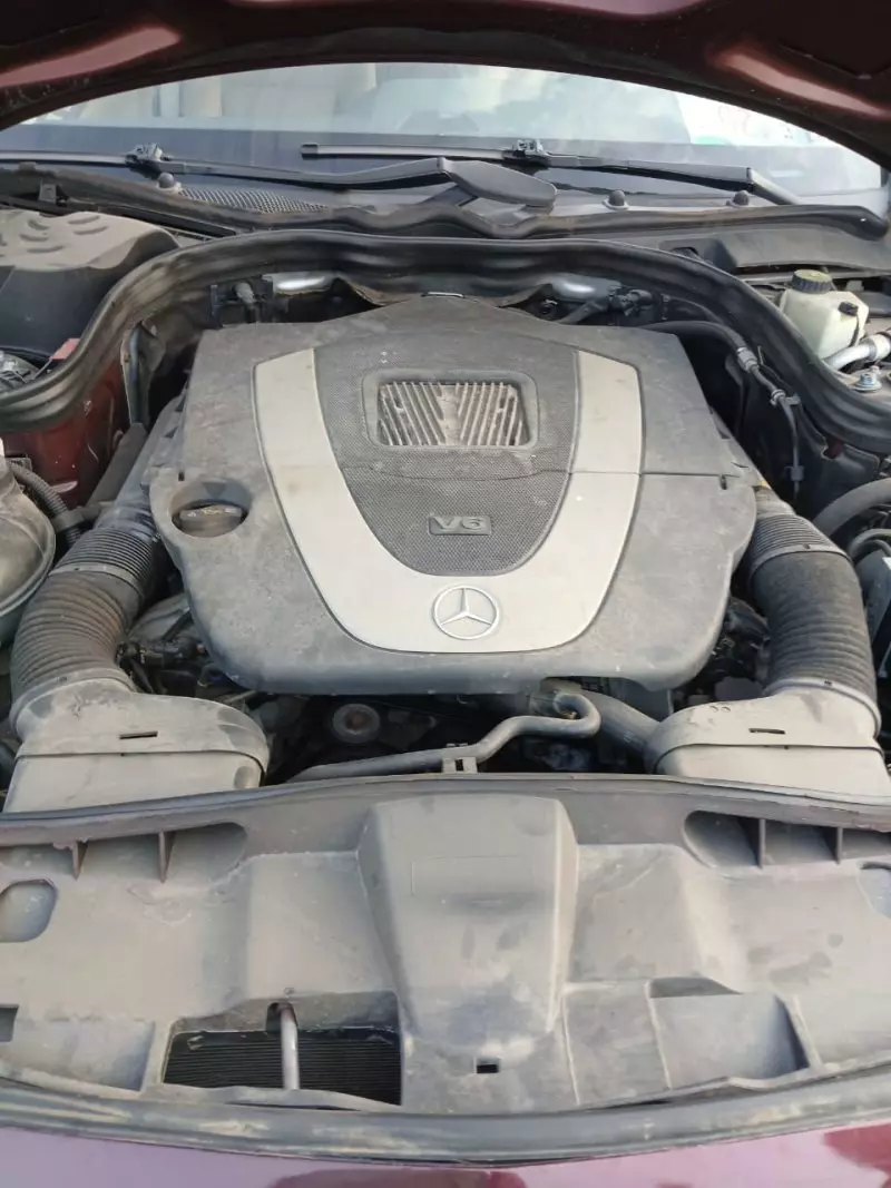 Mercedes-Benz E 350   - 2011