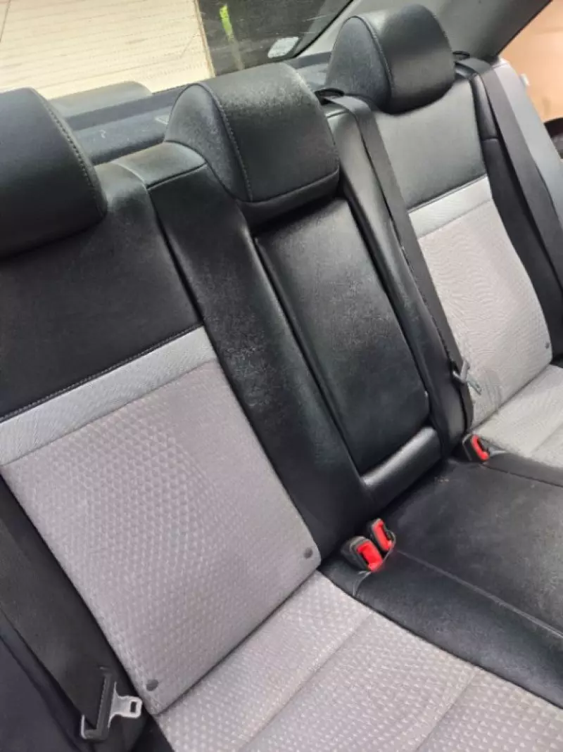 Toyota Camry   - 2012