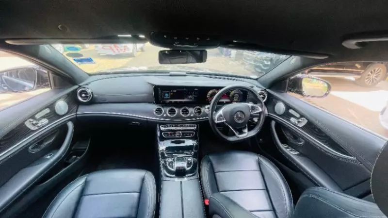 Mercedes-Benz E 200   - 2018