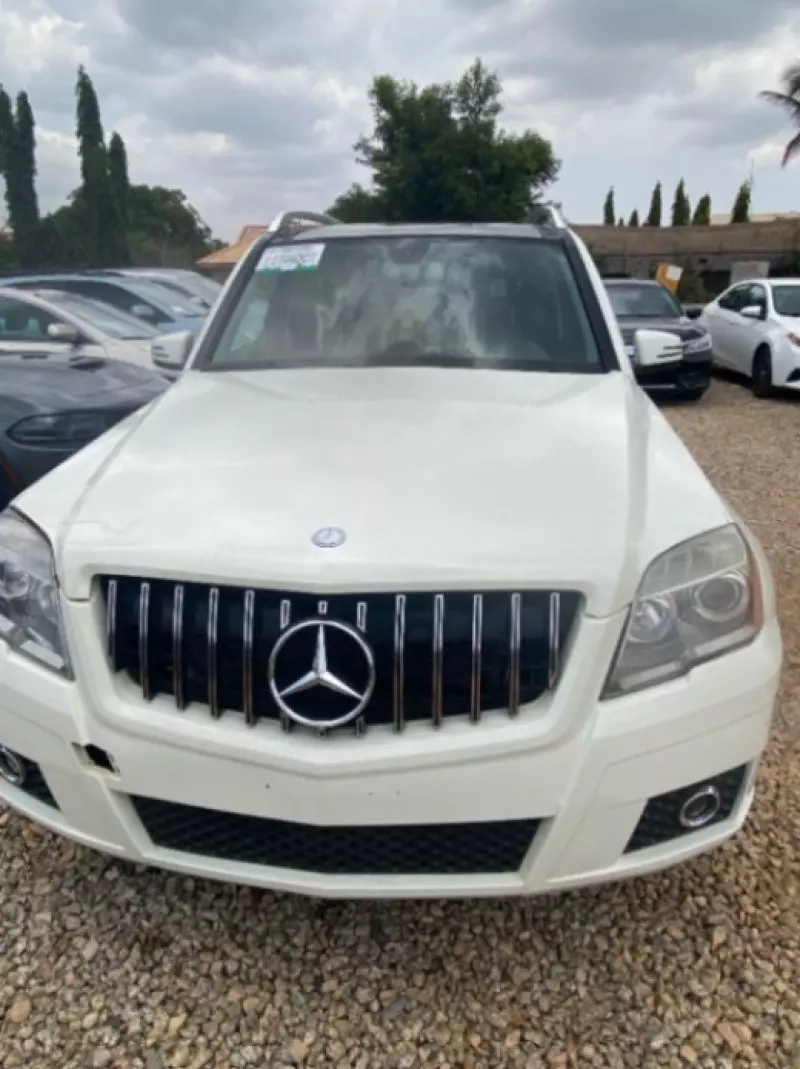 Mercedes-Benz GLK 350   - 2009