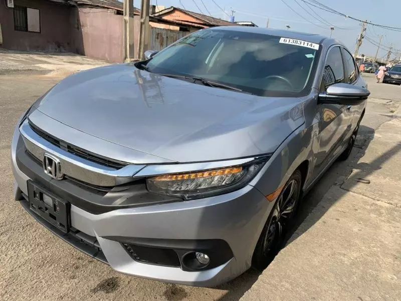 Honda Civic   - 2018